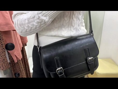 ❤️ אוננות פומבית של הכלבה הצעירה פרלברי עם דילדו בחדר המתאים ️❌ סרטון סקס ב-iw.3dhentaix.ru ️❤